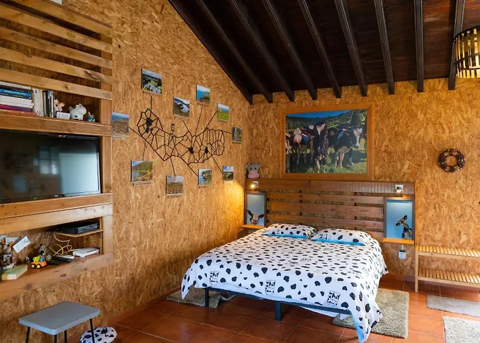 Azores Cow House * Calhetas